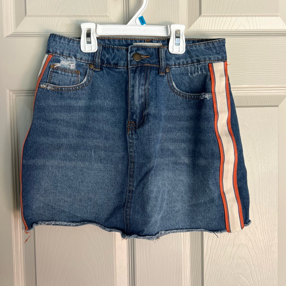 💰⬇️ CLOSET CLEAROUT Denim Mini Skirt with Striped Detail